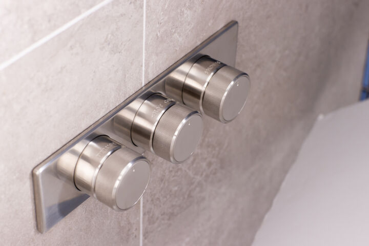 Brushed Nickel
